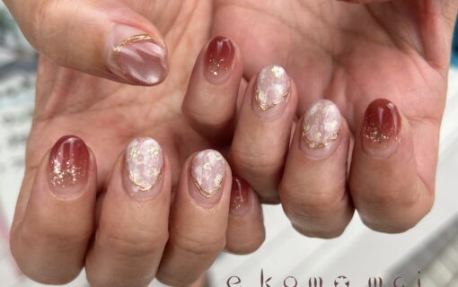 溝ノ口ネイルサロン　ニュアンスネイル　ミラーネイル