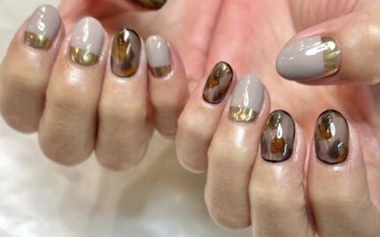 溝ノ口ネイルサロン　ニュアンスネイル　シンプルネイル　ミラーネイル　ネイル　冬ネイル